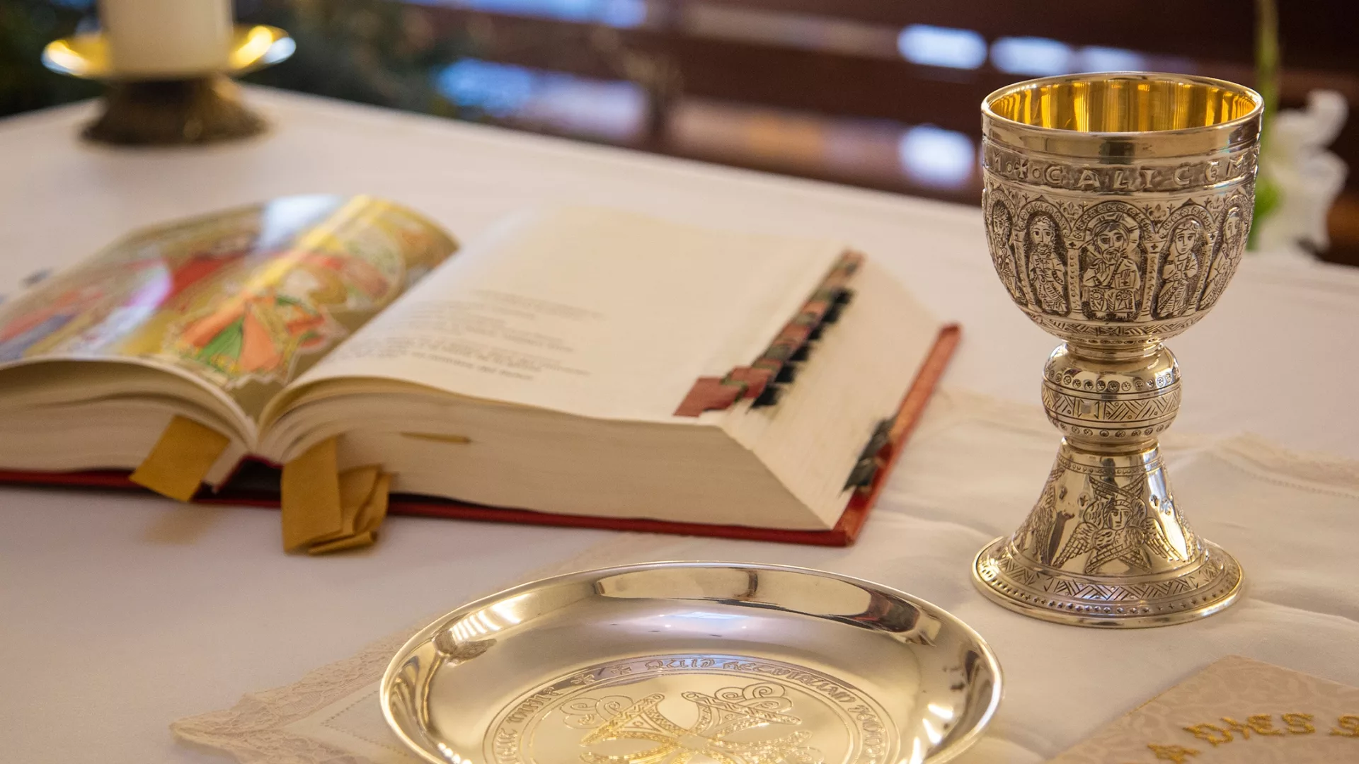 Close up of an alter to represent how Campus Ministry is part of why Rosemont College is a Forbes rated best online college, and a best Main Line college.